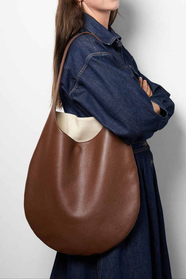 One Hobo Bag in Grain White Wash/Brown