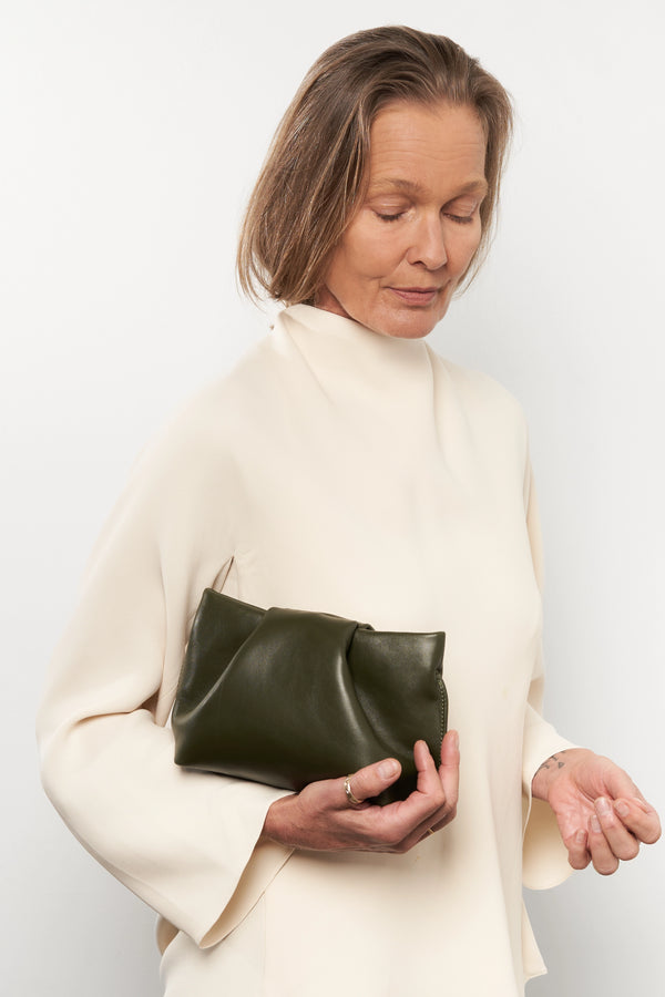 Fold Clutch Mini in Smooth Black