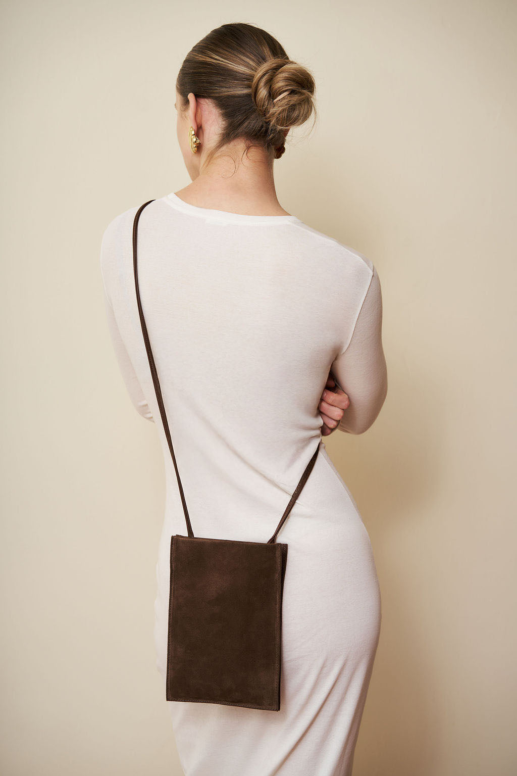 Flat Bag in Suede Chestnut