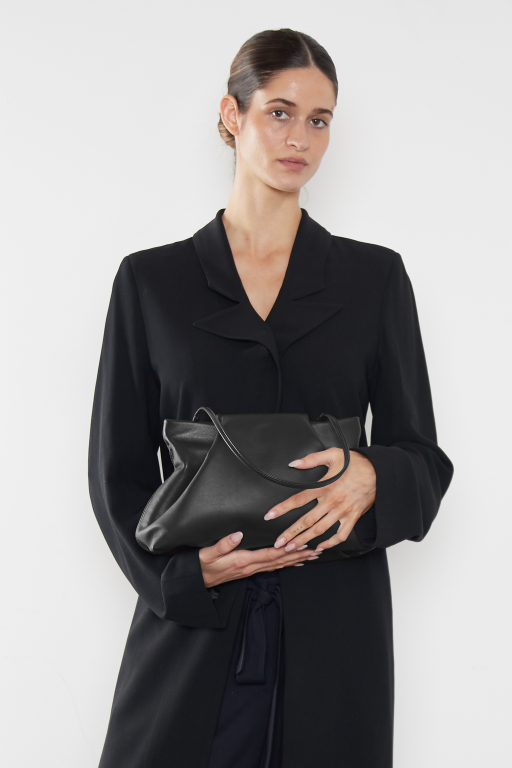 Fold Clutch in Smooth Black