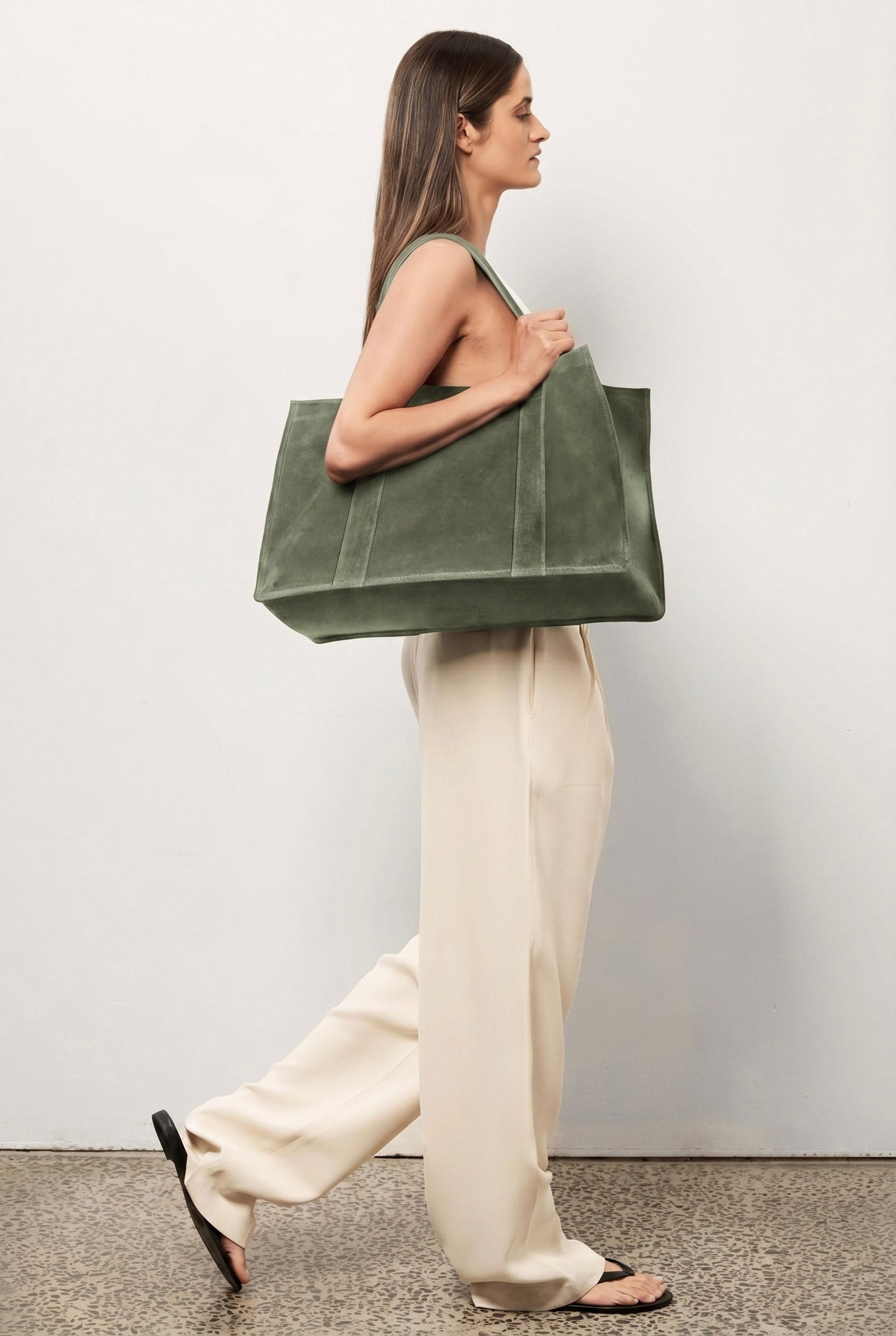 Original Grocer Tote Bag in Suede Forest