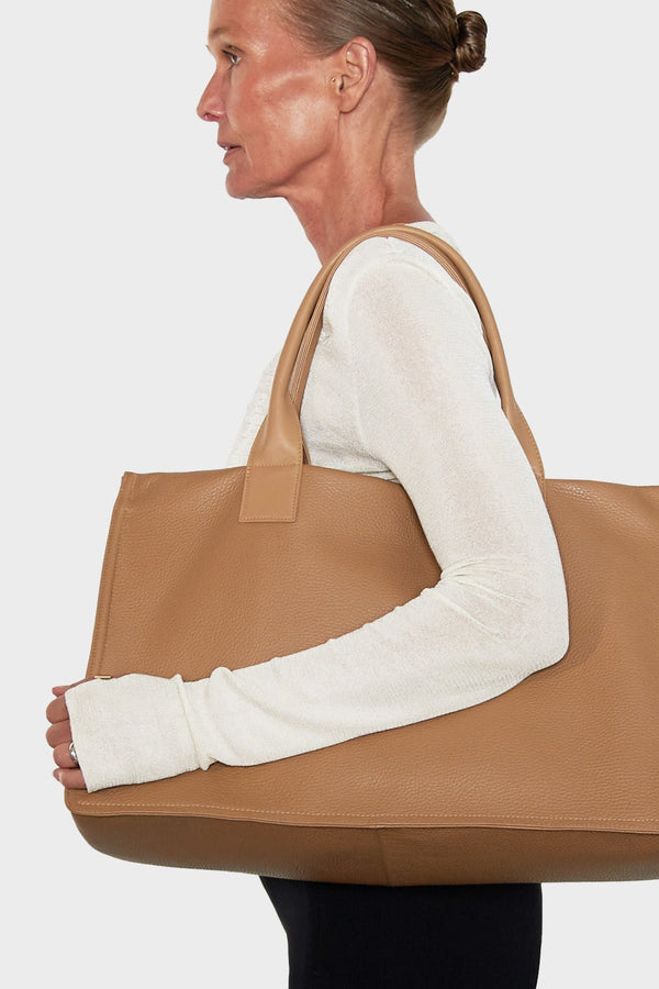 Junior Suite Tote Bag in Beige