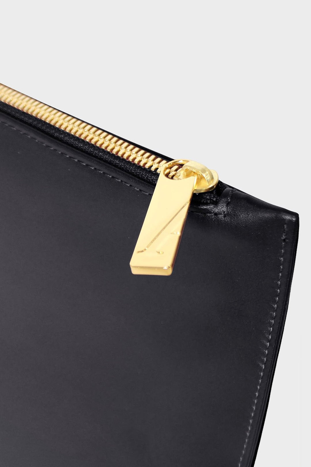 Laptop Sleeve in Smooth Black