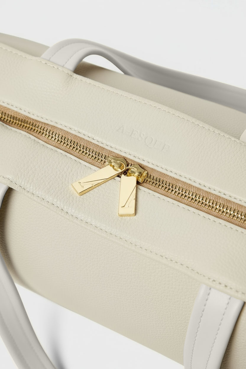 Simple Fold Tote in Grain White Wash