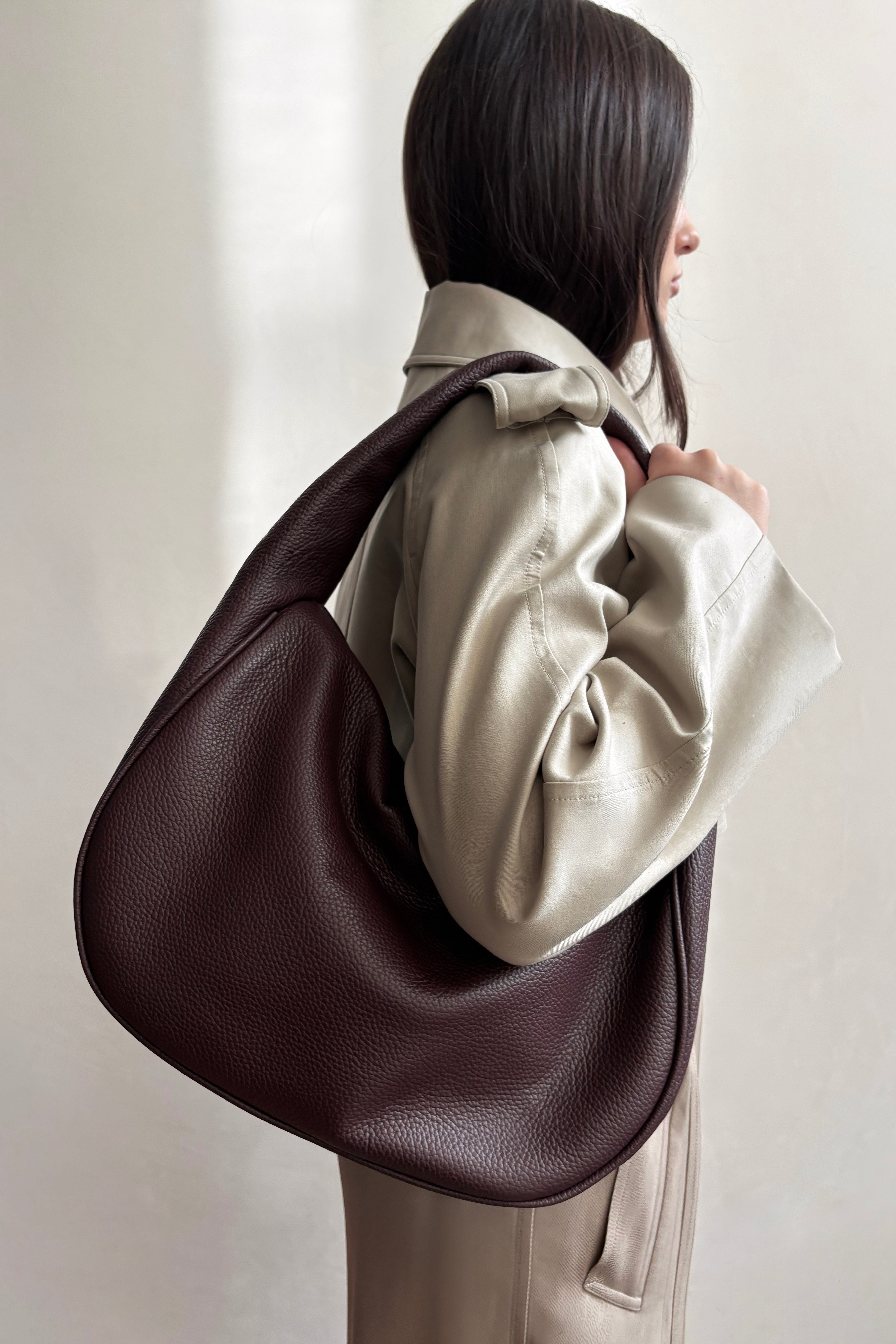 Halo Day Shoulder Bag in Grain Burgundy