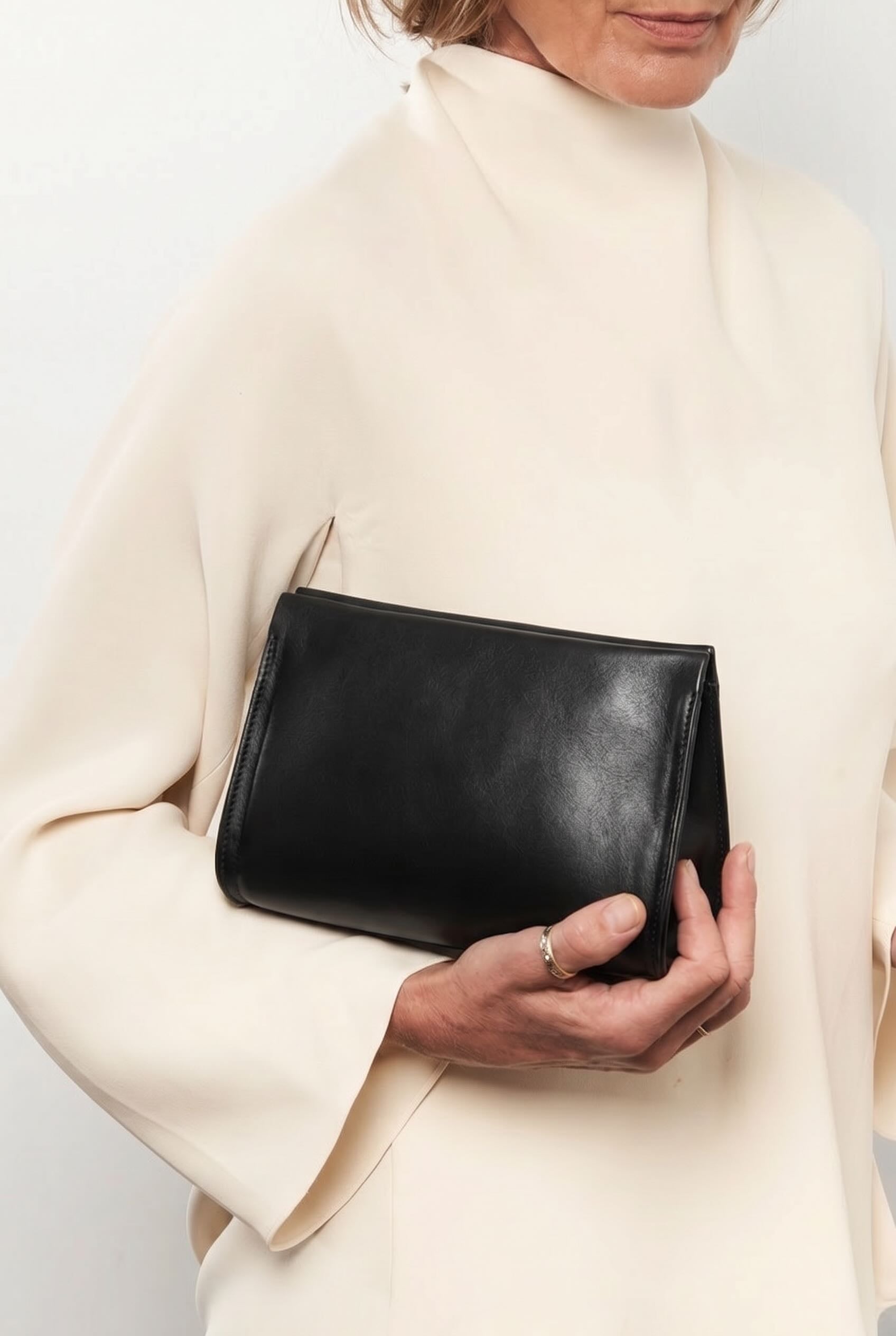 Mini Teardrop Clutch in Smooth Black
