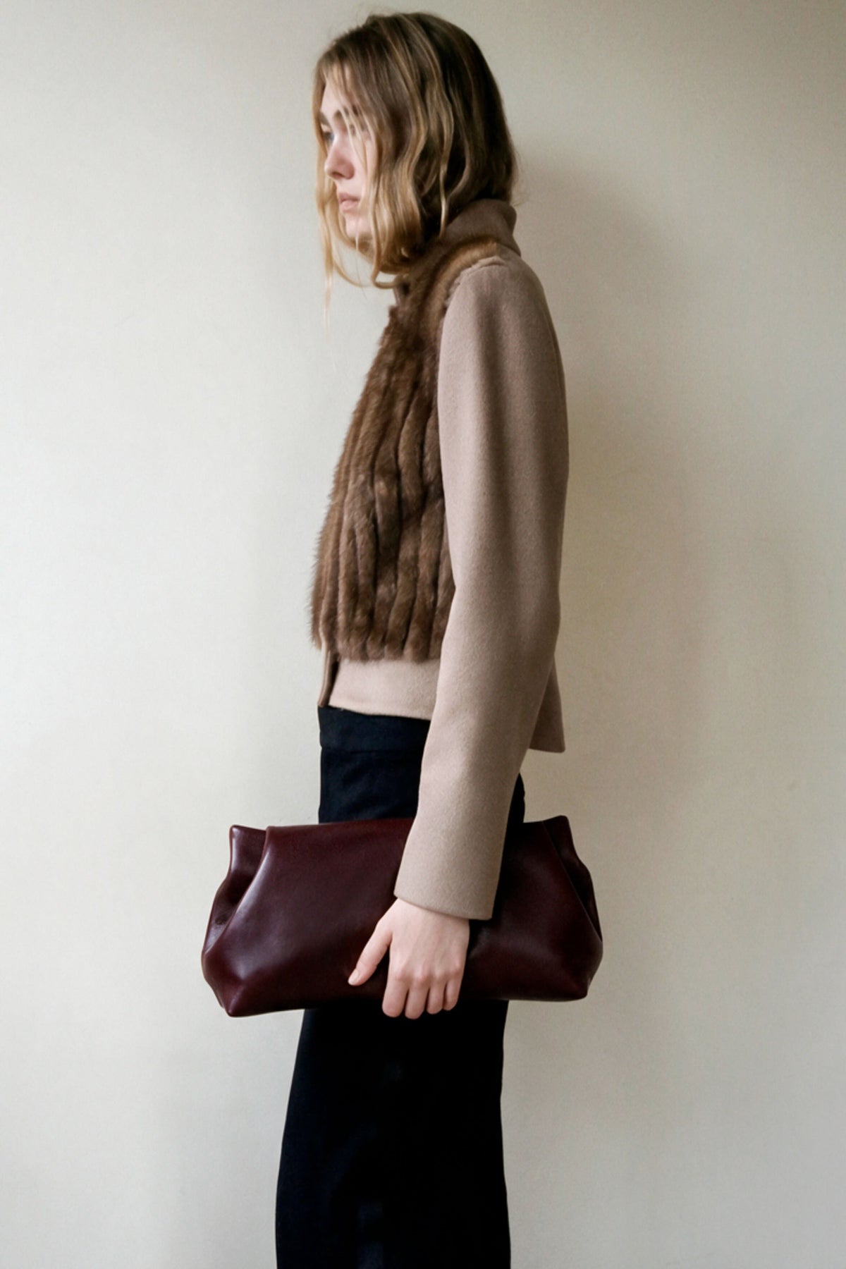 Slim Curve Clutch in Smooth Burgundy