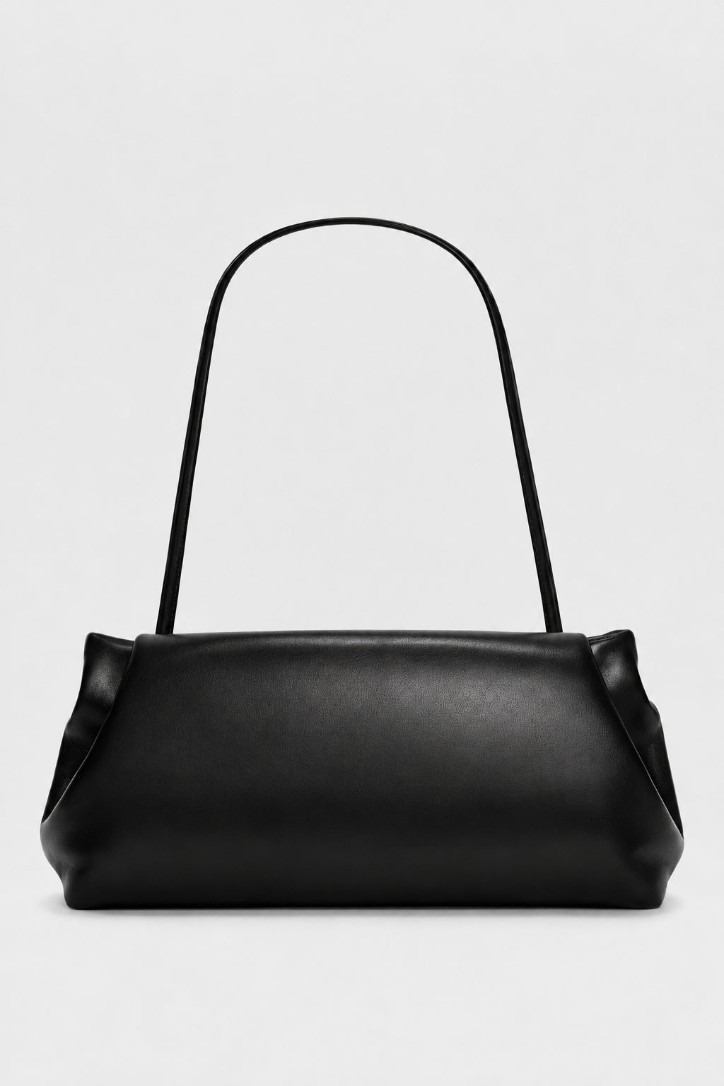 Slim Curve Clutch in Smooth Black