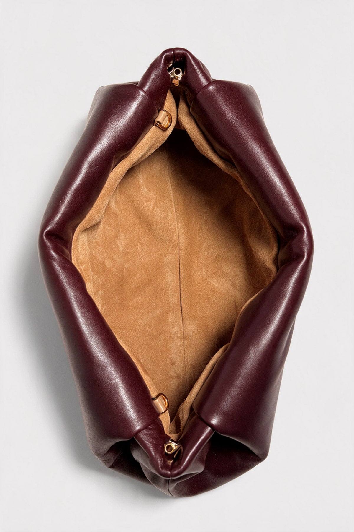 Slim Curve Clutch in Smooth Burgundy