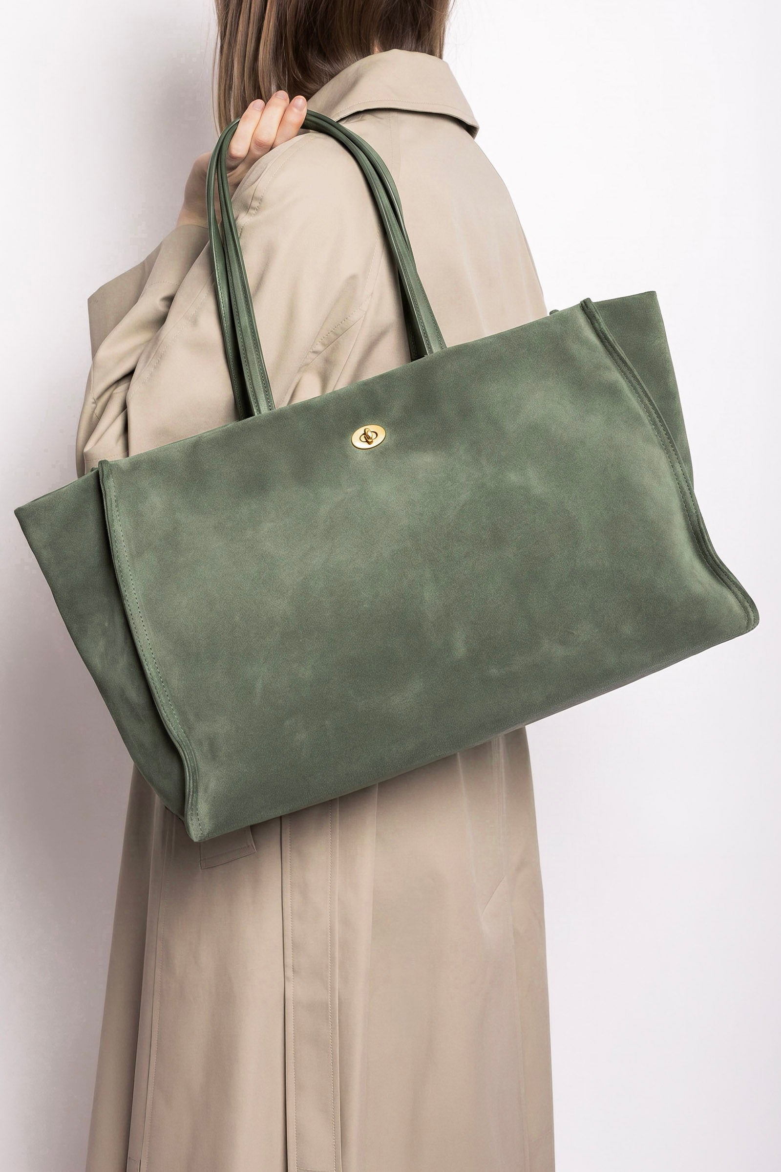 Turn Lock Tote in Suede Forest