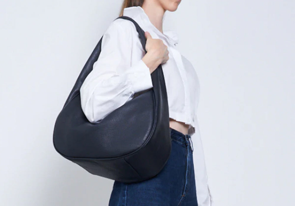 Halo Day Shoulder Bag in Black