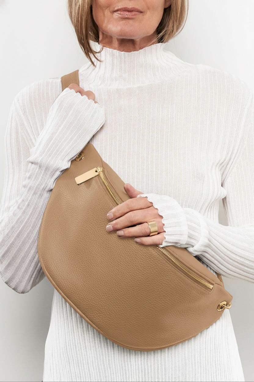 Creators Crescent in Grain Beige