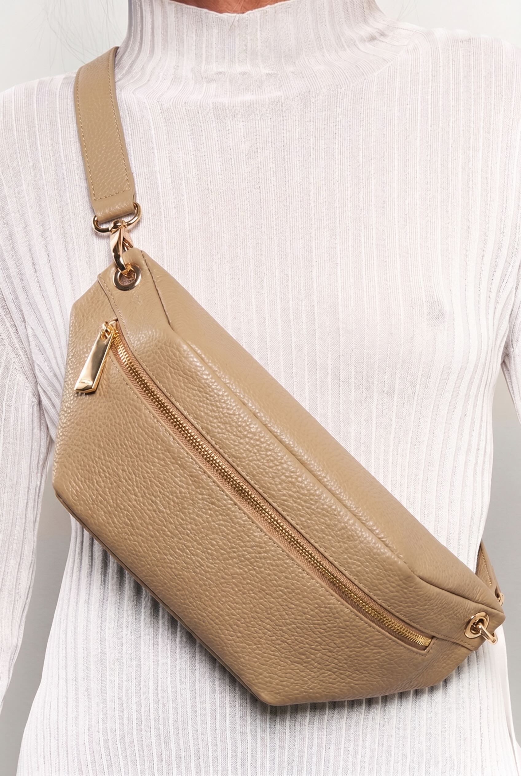 Oblong Crossbody Bag in Grain Beige