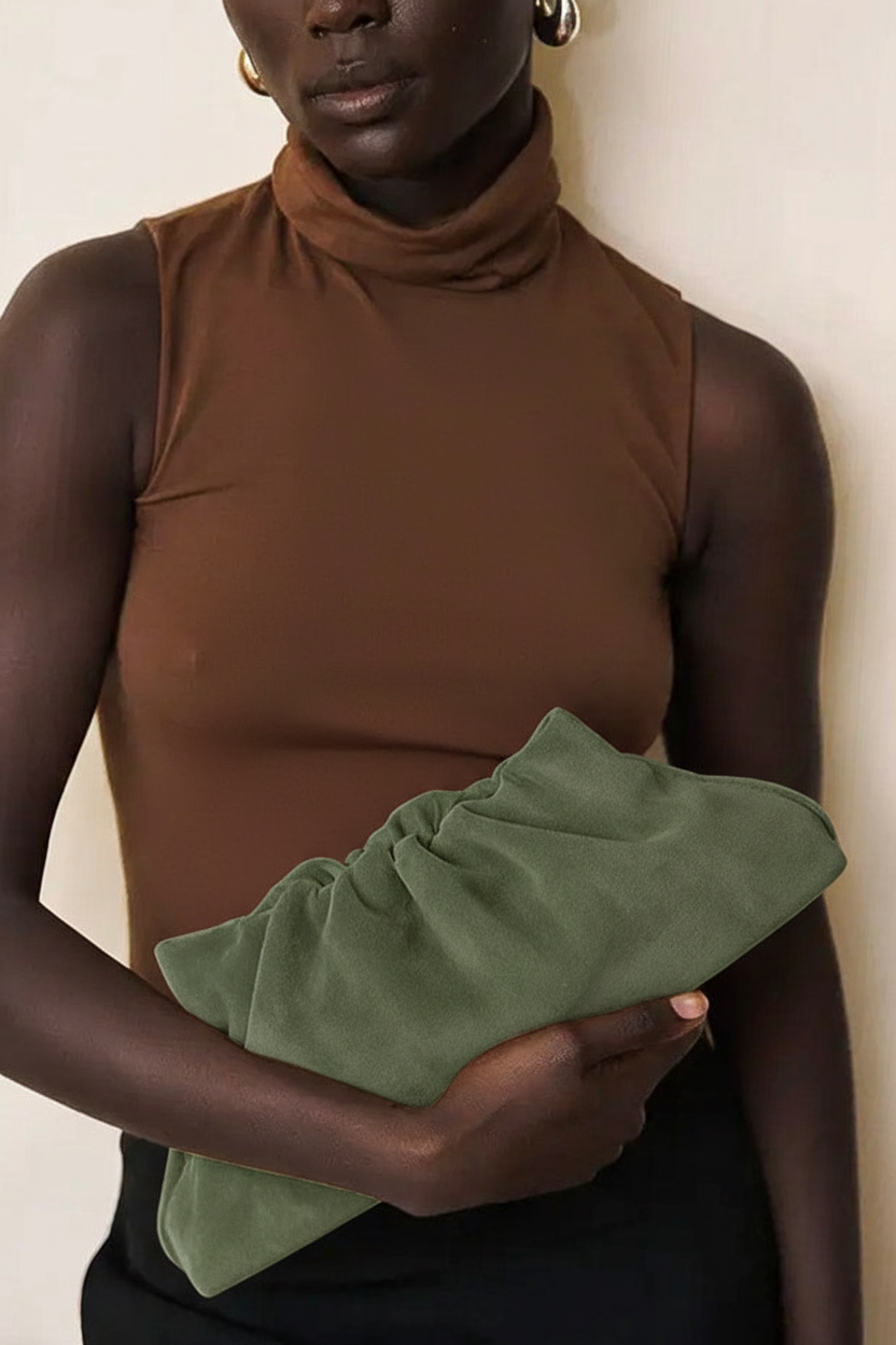 Midi Cloud Bag in Suede Forest - model with brown bodysuit